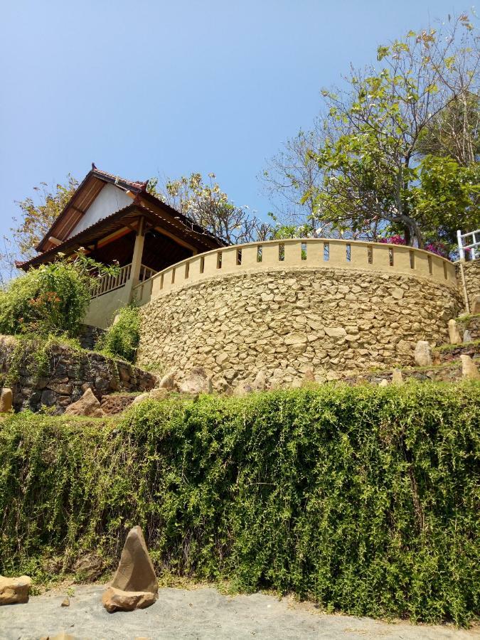 Stairway To Heaven Bungalows And Restaurant Amed Buitenkant foto